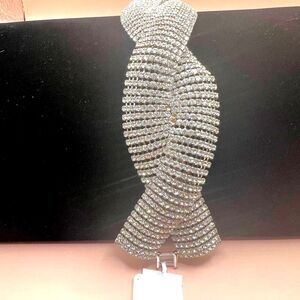 Twisted Silvertoned Rhinestone Bracelet - 7 inch